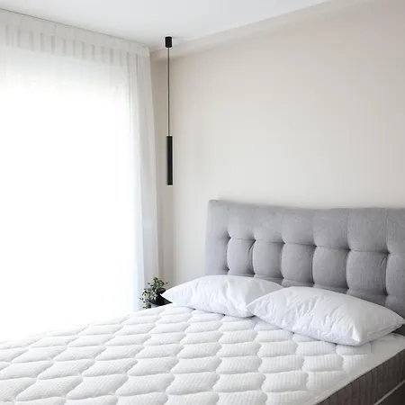 Maris -heated Pool Šmrika