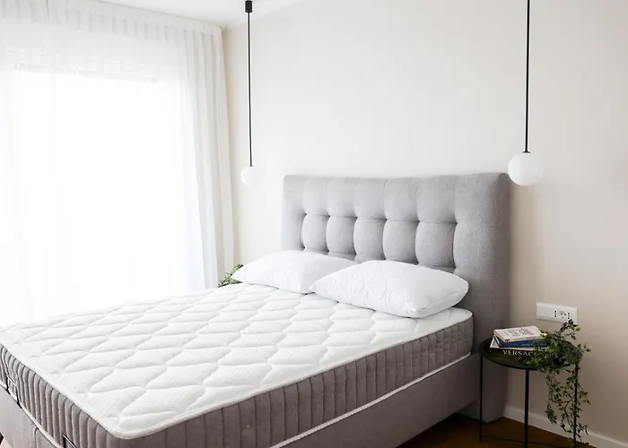 Willa Maris -heated Pool